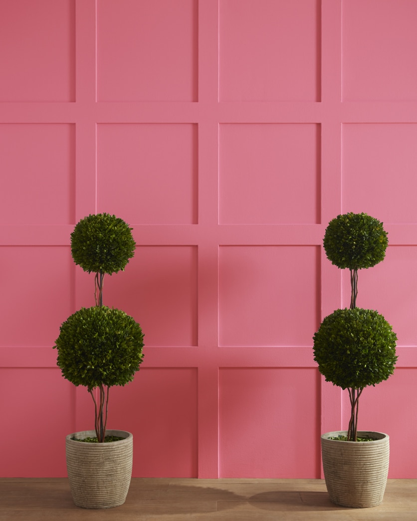 Painted wall in Secret Rendezvous 1341