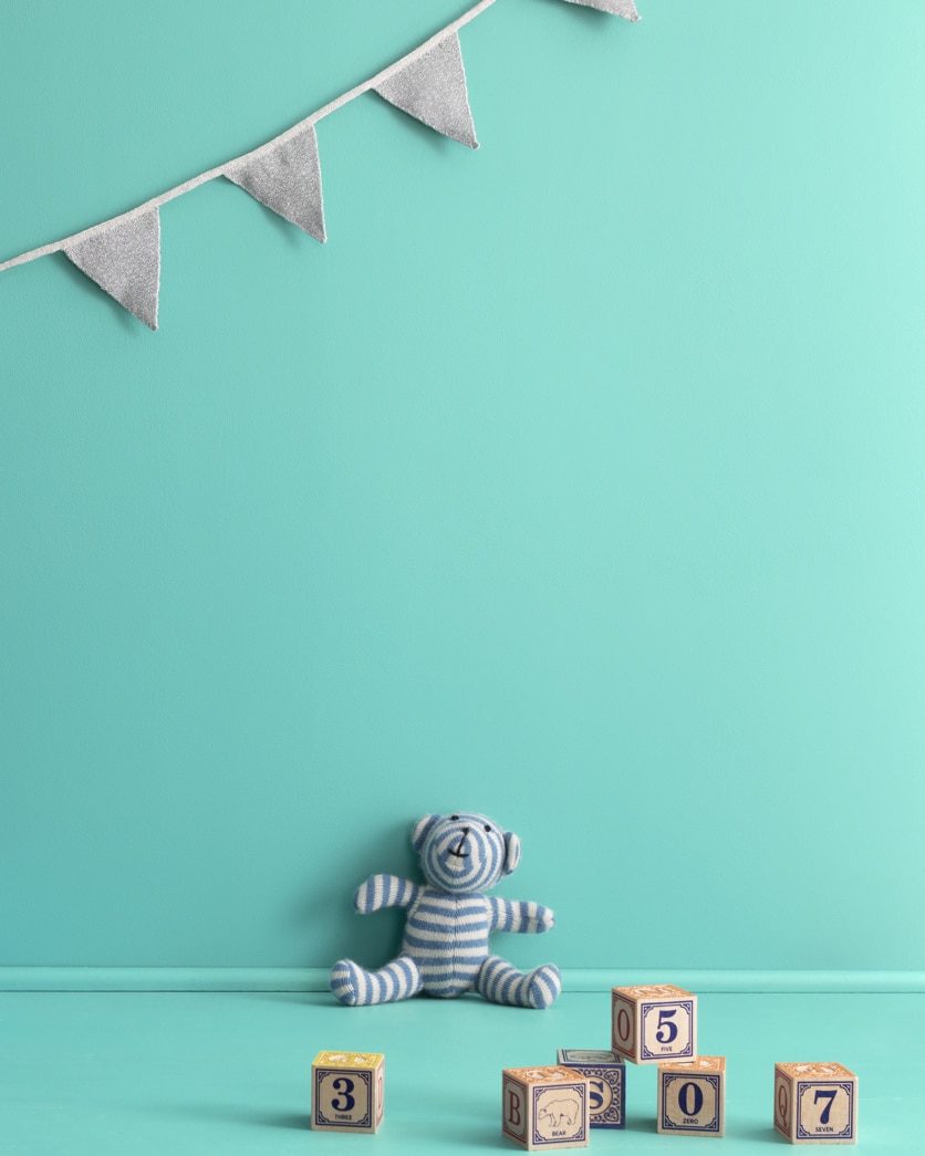 Painted wall in Shore House Green 2047-50