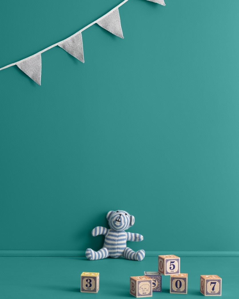 Painted wall in Soft Spruce 671
