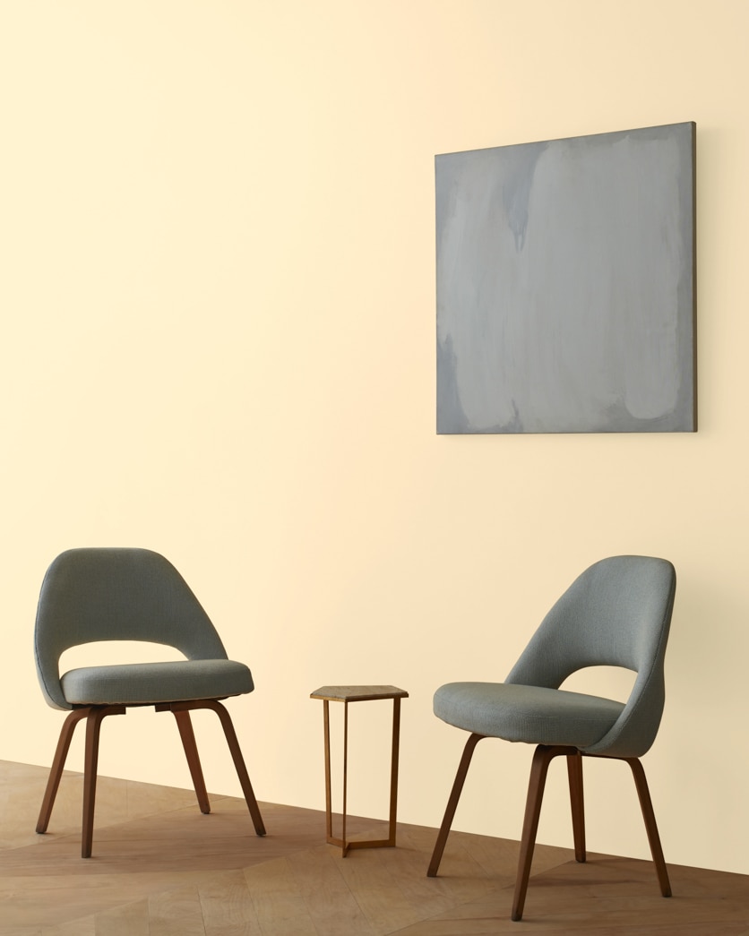 Painted wall in Somerset Peach 163