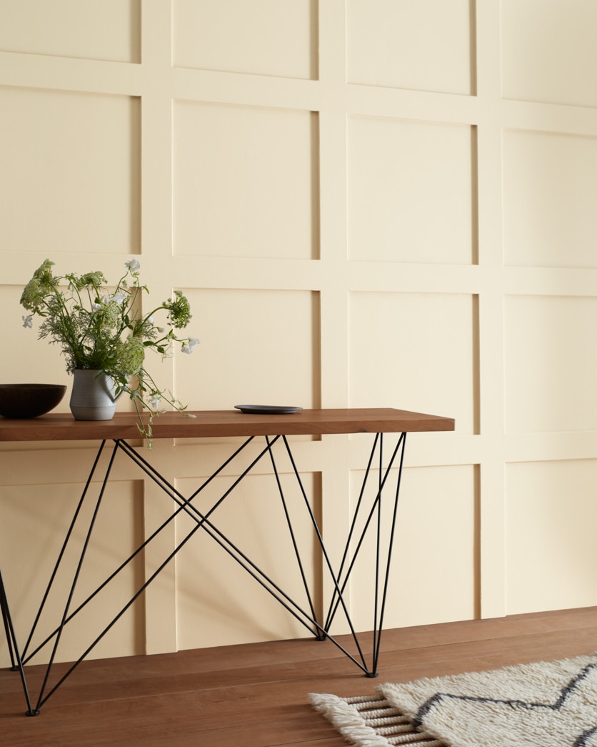 Painted wall in Spanish White OC-35
