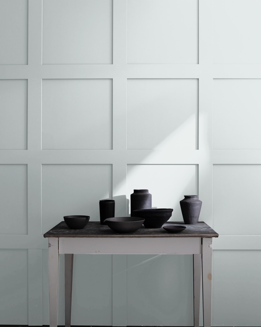 Painted wall in Stone White 2120-70