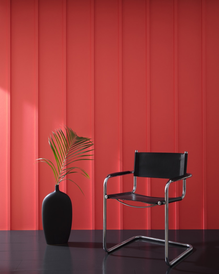 Painted wall in Strawberry Red 2003-20