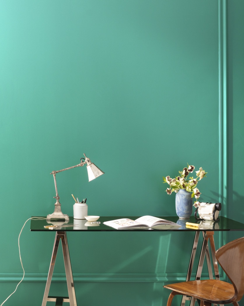Painted wall in Summer Basket Green 2040-40