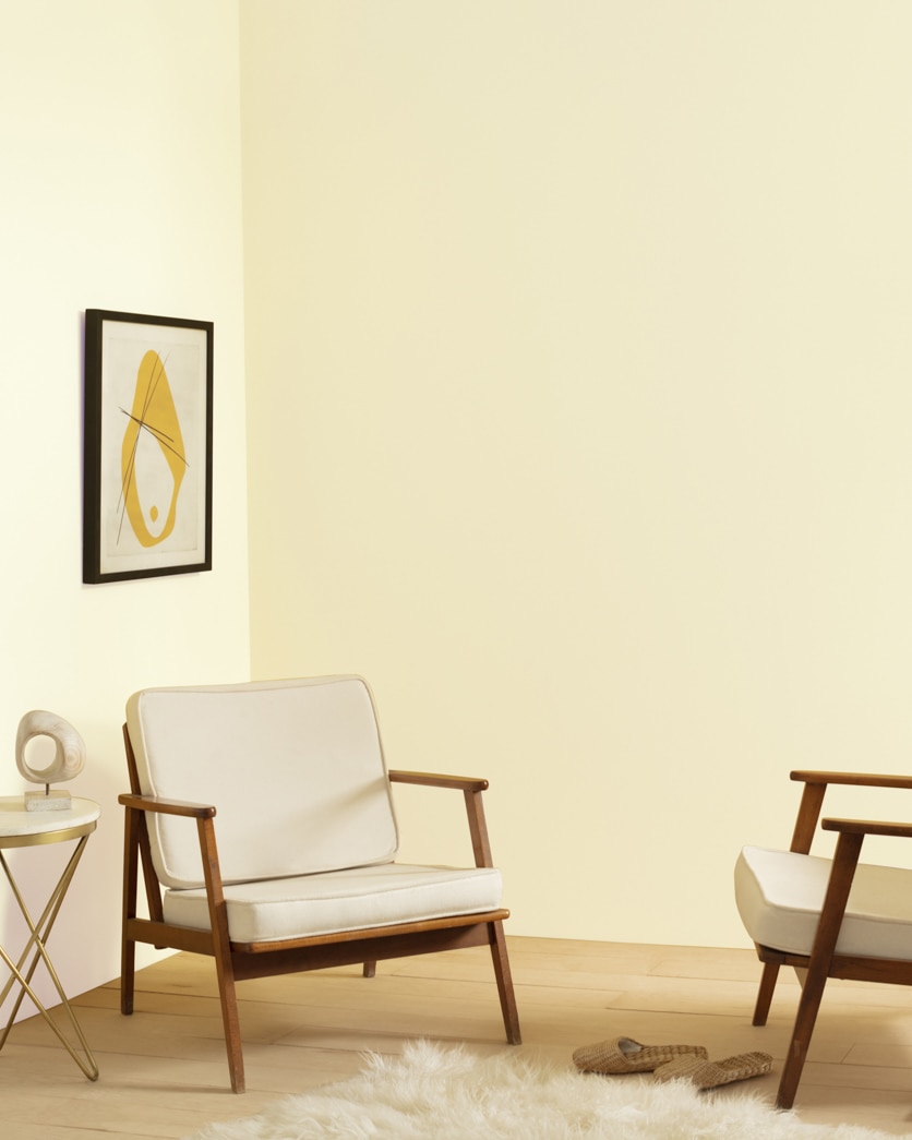 Painted wall in Sweet Cream CSP-935
