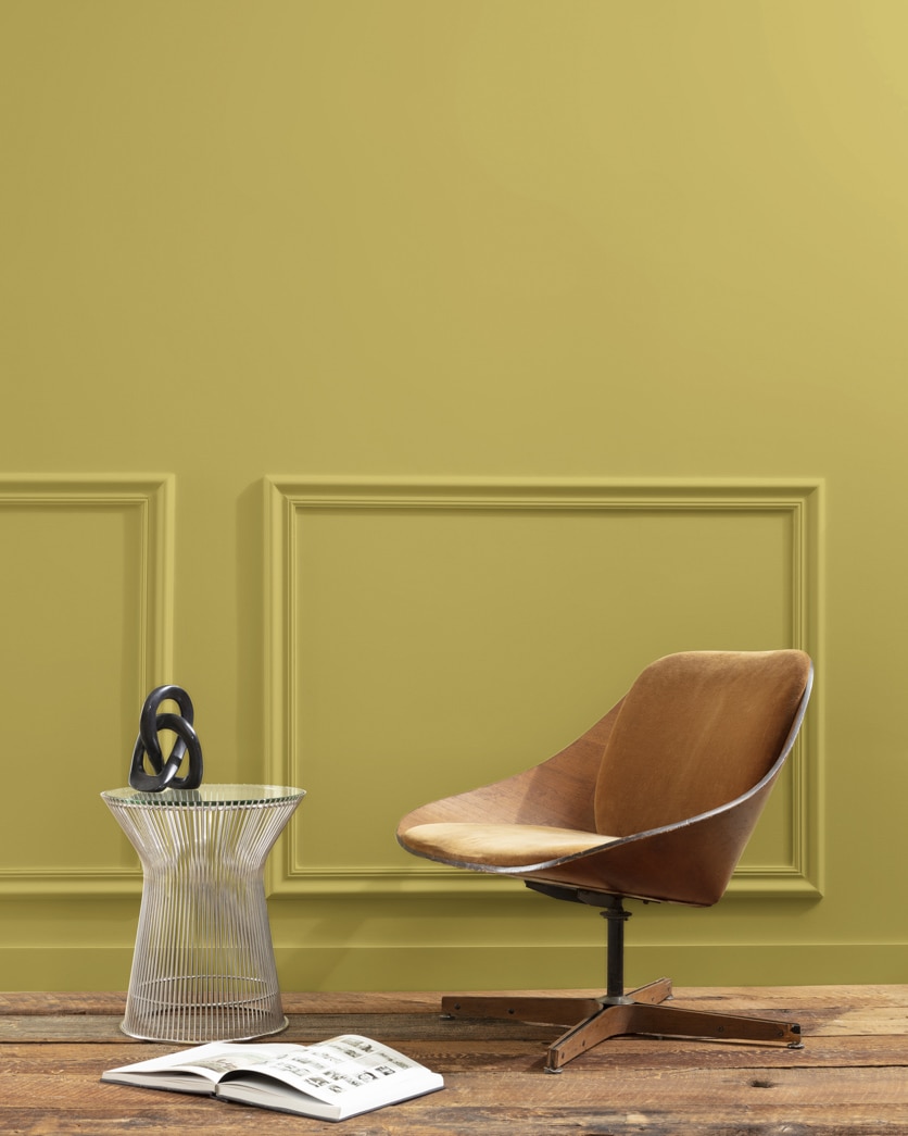 Painted wall in Turning Leaf 384