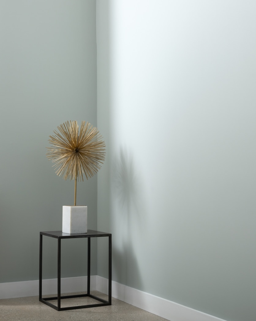 Painted wall in Whitestone 2134-60