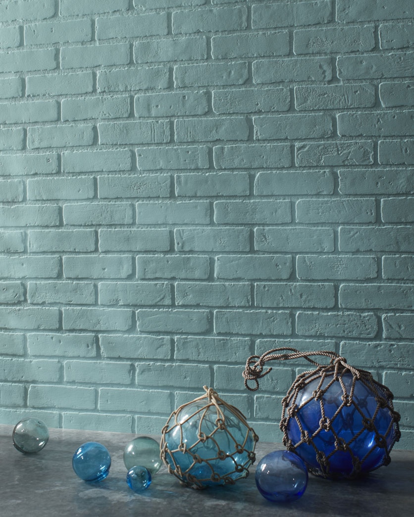 Painted wall in Williamsburg Wythe Blue CW-590