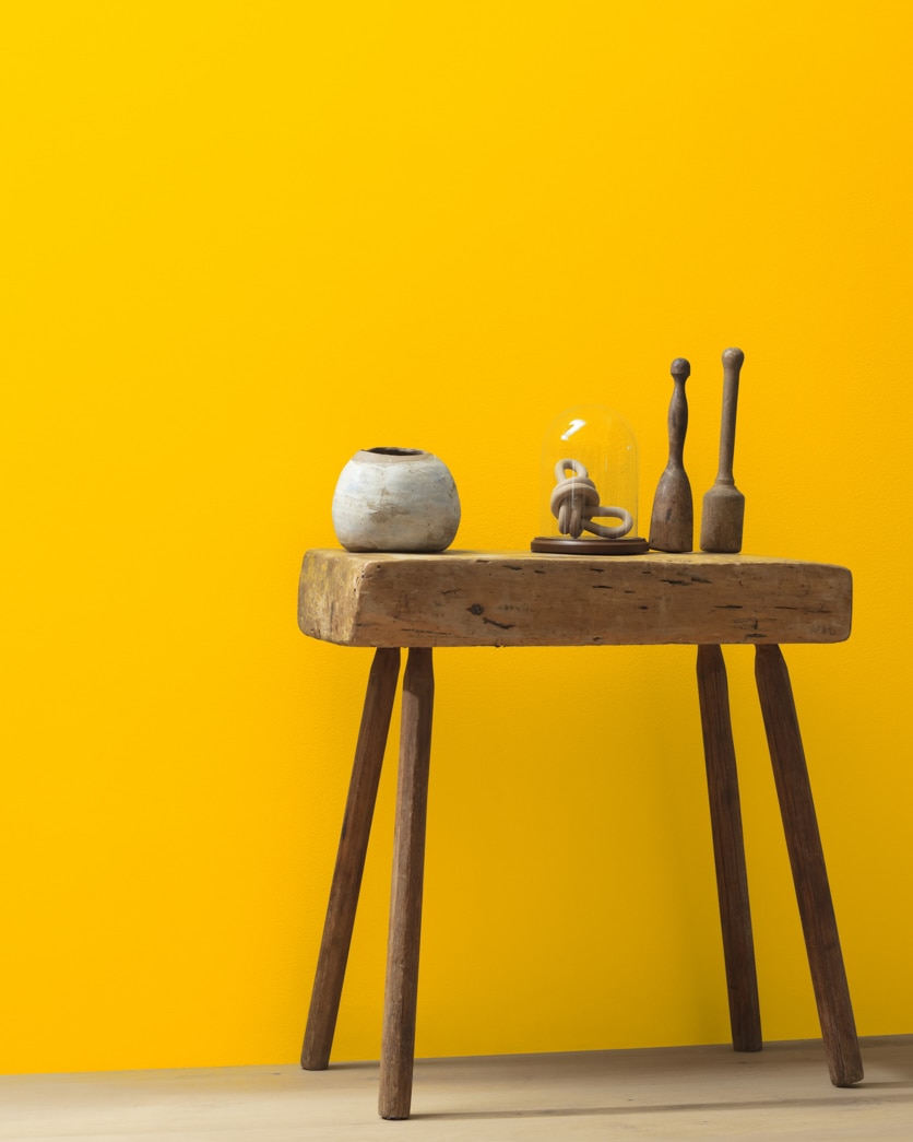 Painted wall in Yellow Flash 2021-10
