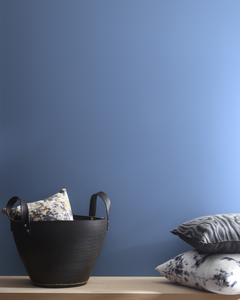Painted wall in Yin Yang 824