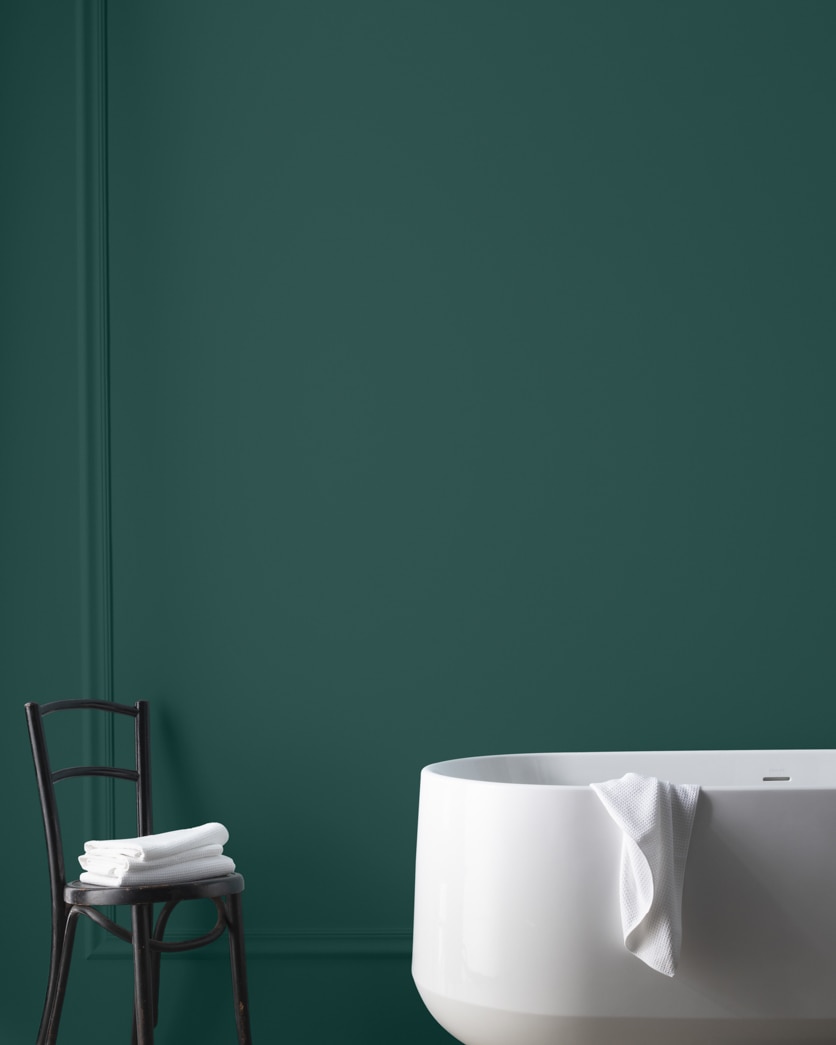 Painted wall in Yukon Green 2051-10